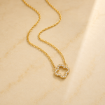 OW Crystal Clover Necklace – Necklace by Olluwa, 18k gold-plated stainless steel