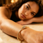 OW Classic Bracelet – Bracelet by Olluwa, 18k gold-plated stainless steel, styled on the wrist