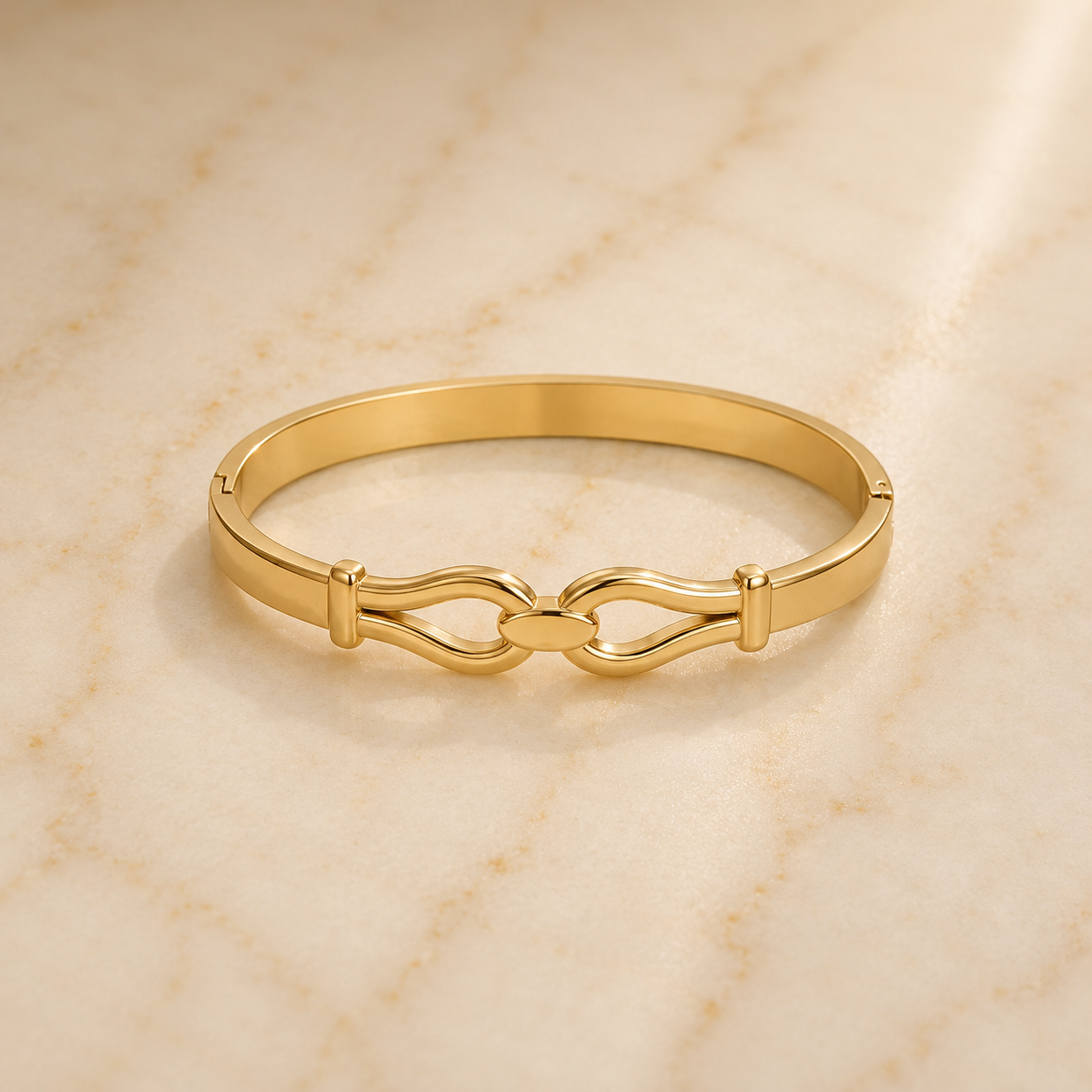 OW Felicity Bracelet – Bracelet by Olluwa, 18k gold-plated stainless steel