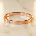 OW Monarch Bracelet – Bracelet by Olluwa, 18k gold-plated stainless steel, styled on wrist