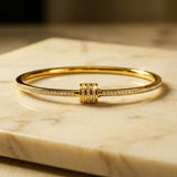 OW Classic Bracelet – Bracelet by Olluwa, 18k gold-plated stainless steel, additional angle