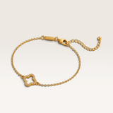OW CRYSTAL CLOVER BRACELET