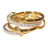 OW Infinite Ring – Ring by Olluwa, 18k gold-plated stainless steel, close-up band detail