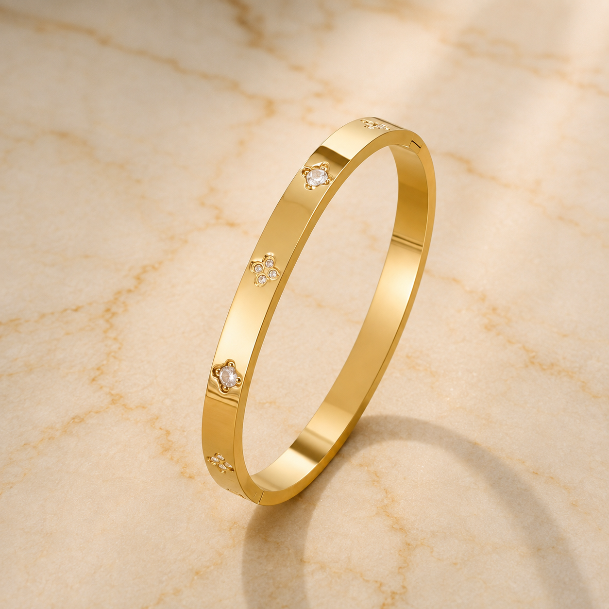 OW Olensya Bracelet – Bracelet by Olluwa, 18k gold-plated stainless steel