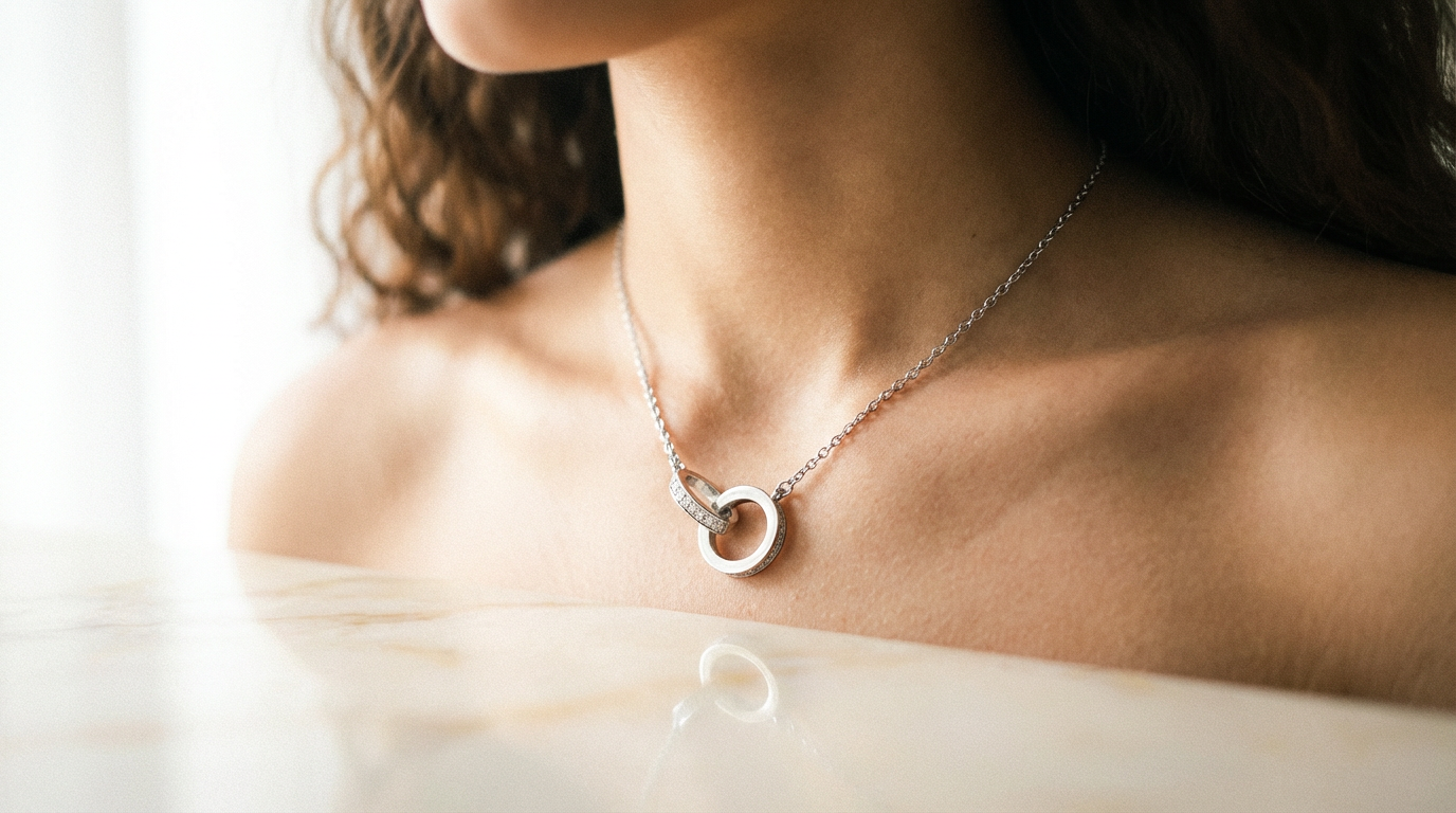 OW Golden Necklace – Necklace by Olluwa, 18k gold-plated stainless steel, additional angle