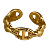 OW Zaria Ring – Ring by Olluwa, 18k gold-plated stainless steel, styled on finger