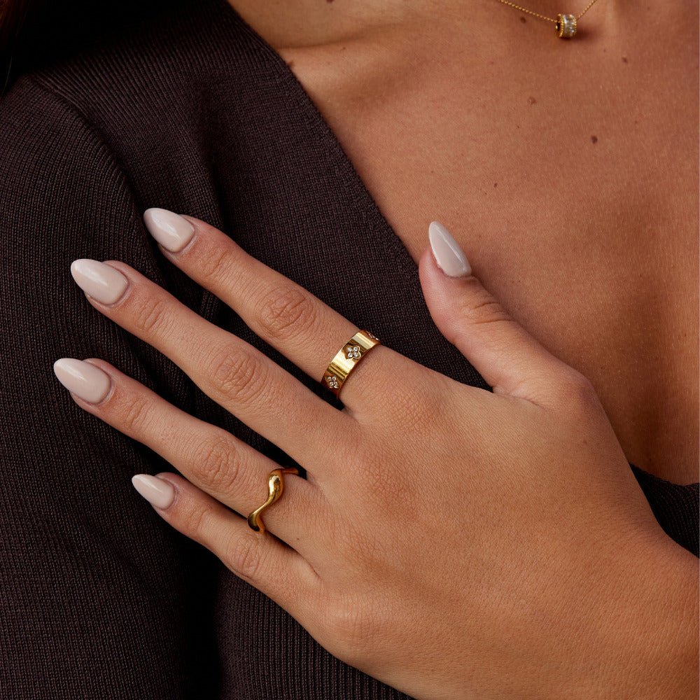 OW Olensya Ring – Ring by Olluwa, 18k gold-plated stainless steel, styled on hand