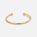 OW Penelope Bracelet – Bracelet by Olluwa, 18k gold-plated stainless steel, bangle detail