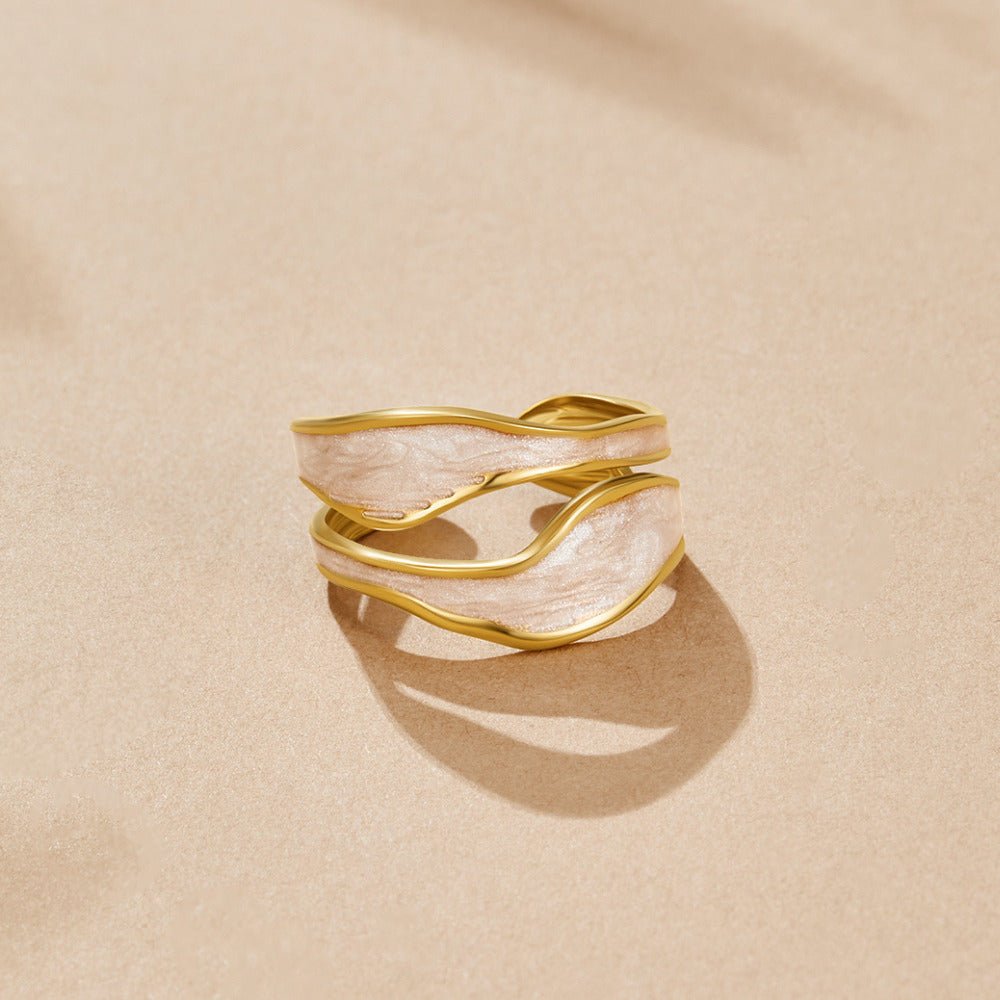 OW Sabhara Ring – Ring by Olluwa, 18k gold-plated stainless steel, alternate angle